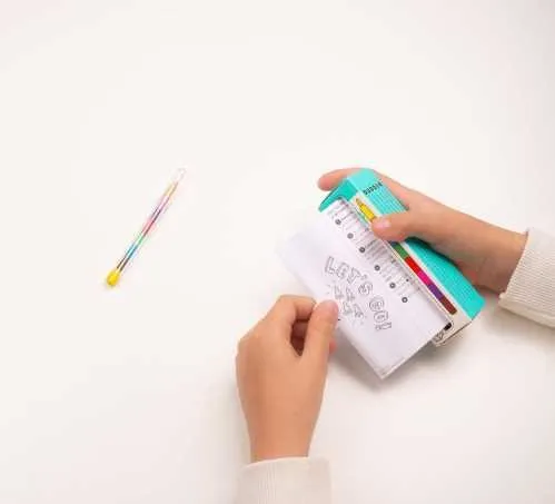 Dinos Pocket Games OMY - Imagen 2