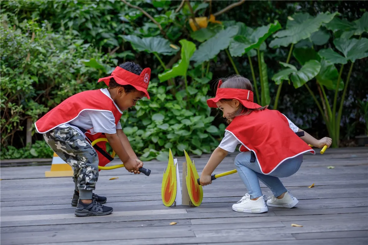 Fire Fighter Play set Plantoys - Imagen 6